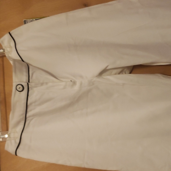 Womens Size 16 capri white capri - Picture 3 of 4